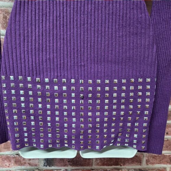 ots Purple RibbedโV-Neck Sweater Large Long Sleeve Studded Hem Lightweight - Picture 2 of 8